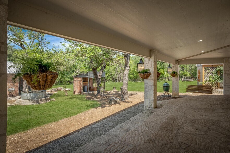 More Photos Of 6 US Highway 87, Comfort Office For Sale