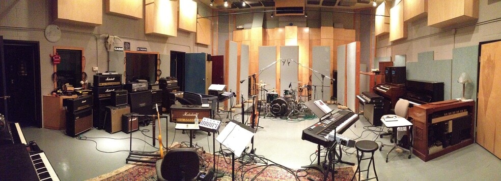 More Photos Of 500 Bishop St, Atlanta Theater Concert Hall For Lease