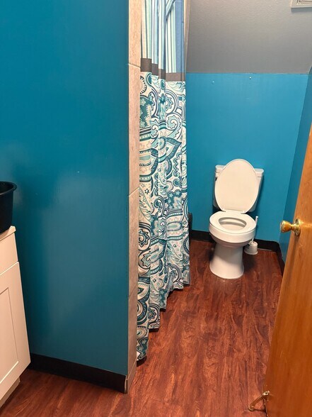 More Photos Of 547 High St, Daytona Beach Office For Sale