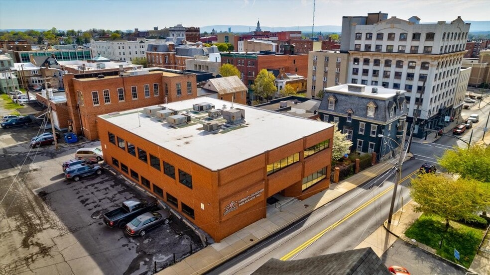 More Photos Of 100 W Antietam St, Hagerstown Office For Lease
