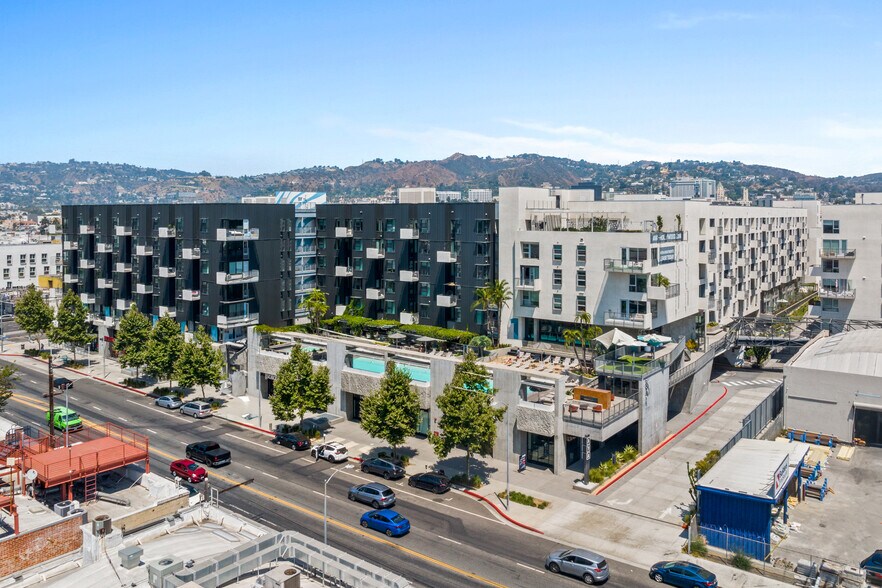 Primary Photo Of 6677 W Santa Monica Blvd, Los Angeles Apartments For Lease