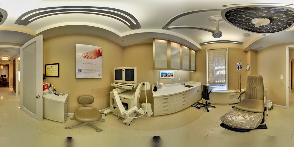 More Photos Of 1111 Park Ave, New York Apartments For Sale