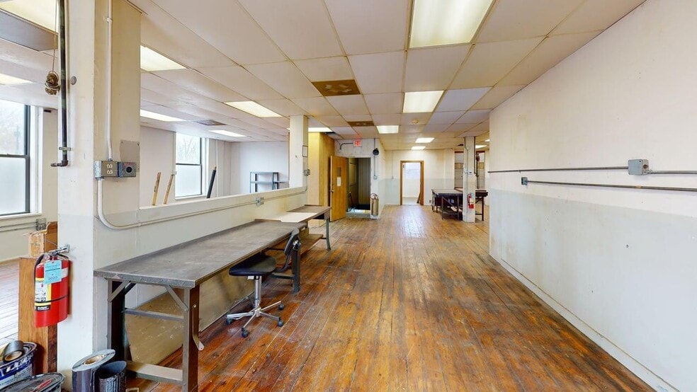 More Photos Of 2950-2958 Leavitt st, Chicago Warehouse For Sale