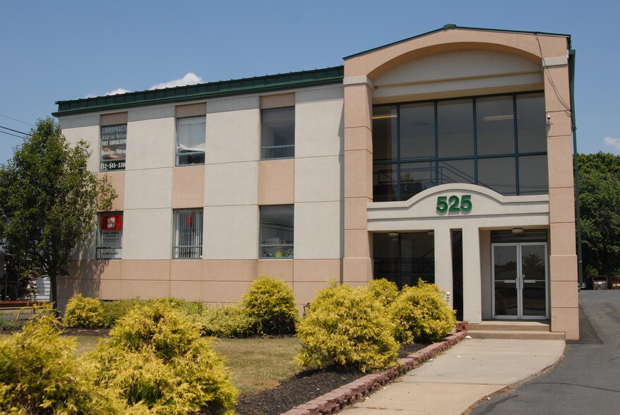 More Photos Of 525 Milltown Rd, North Brunswick Office For Lease