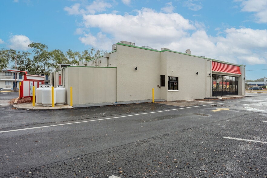 More Photos Of 6620 E Dr Martin Luther King Jr Blvd, Tampa Fast Food For Lease
