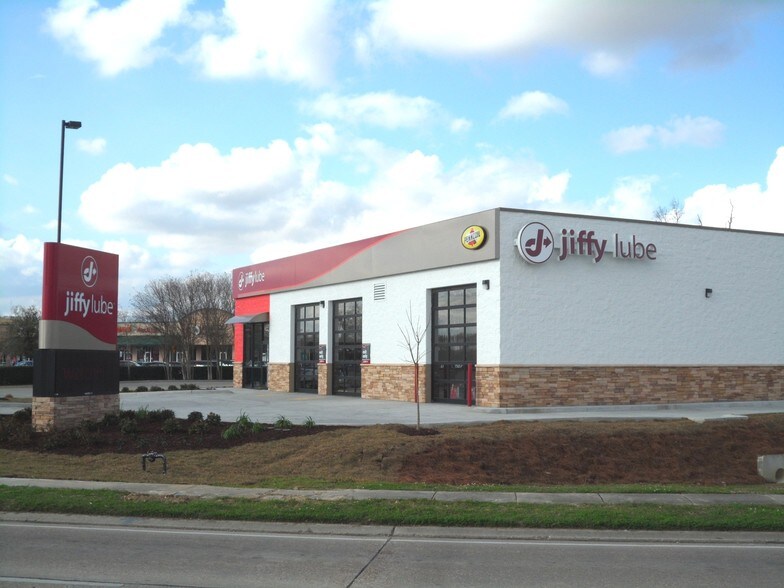 More Photos Of 14275 Coursey Blvd, Baton Rouge Auto Repair For Sale
