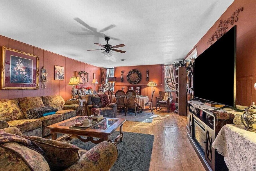 More Photos Of E3261 County Rd S, Casco Sports And Entertainment For Sale