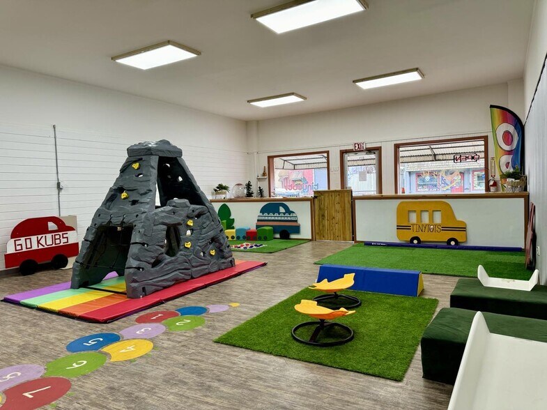 More Photos Of 413 Main St, Kamiah Daycare Center For Sale