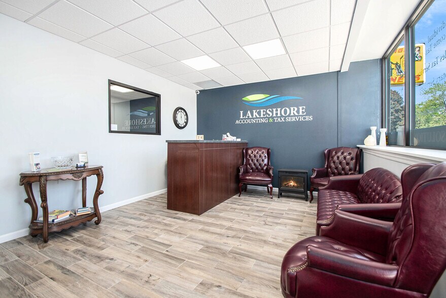 More Photos Of 14729 Champaign Rd, Allen Park Storefront Retail Office For Lease