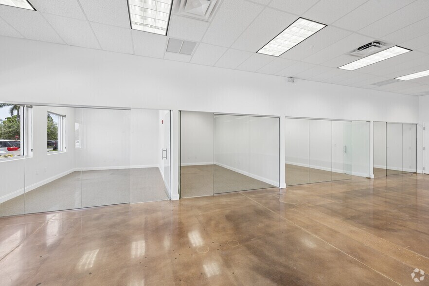 More Photos Of 600 Hillsboro Technology Dr, Deerfield Beach Unknown For Lease