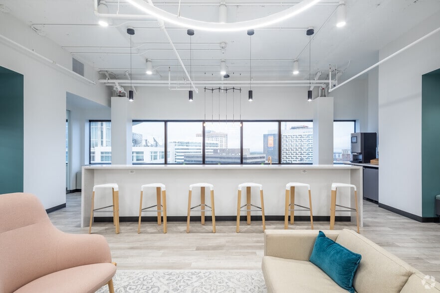 More Photos Of 8455 Colesville Rd, Silver Spring Office For Sale