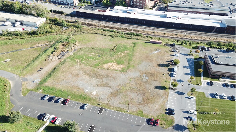 More Photos Of 1010 Reed Ave, Wyomissing Office For Sale