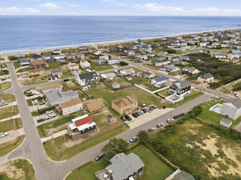 More Photos Of 3207 Briggs St, Kill Devil Hills Apartments For Sale