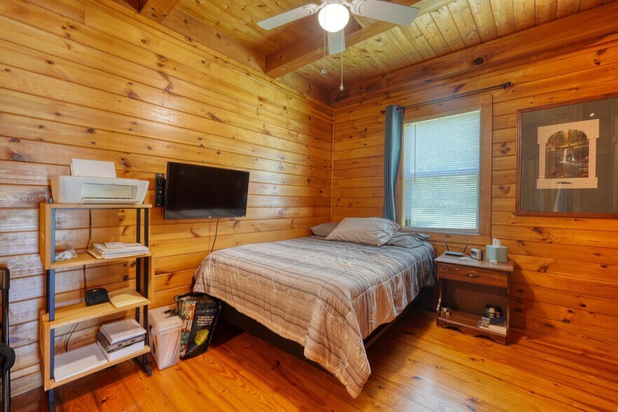 More Photos Of 23 & 60 Greenbriar Hwy, Blairsville Office For Sale