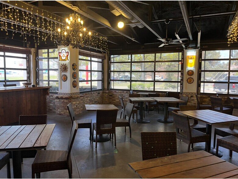 More Photos Of 401 Central Expy S, Allen Restaurant For Lease