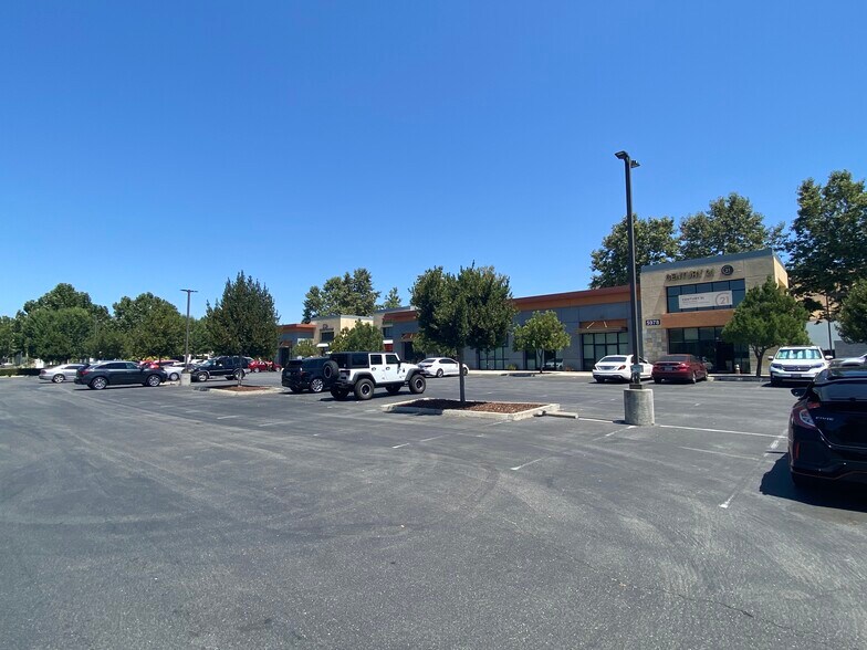 More Photos Of 5968 Silver Creek Valley Rd, San Jose Unknown For Lease