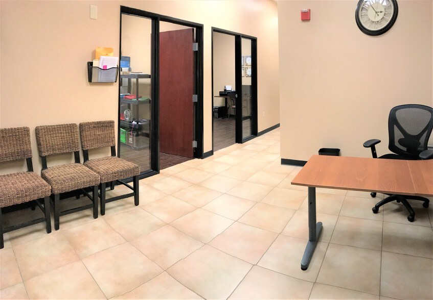 More Photos Of 1425 W Elliot Rd, Gilbert Medical For Lease