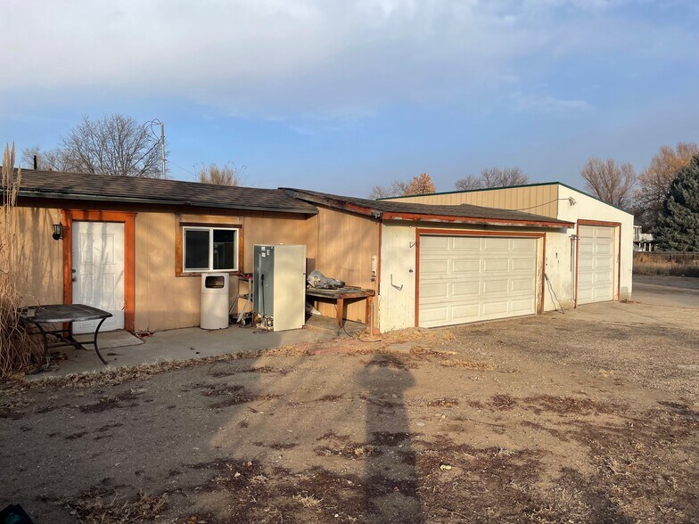 More Photos Of 1104-1108 E 1st St, Loveland General Retail For Lease