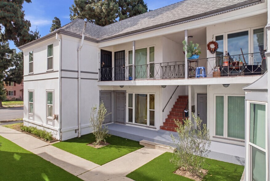 More Photos Of 4089 Leimert Blvd, Los Angeles Apartments For Sale