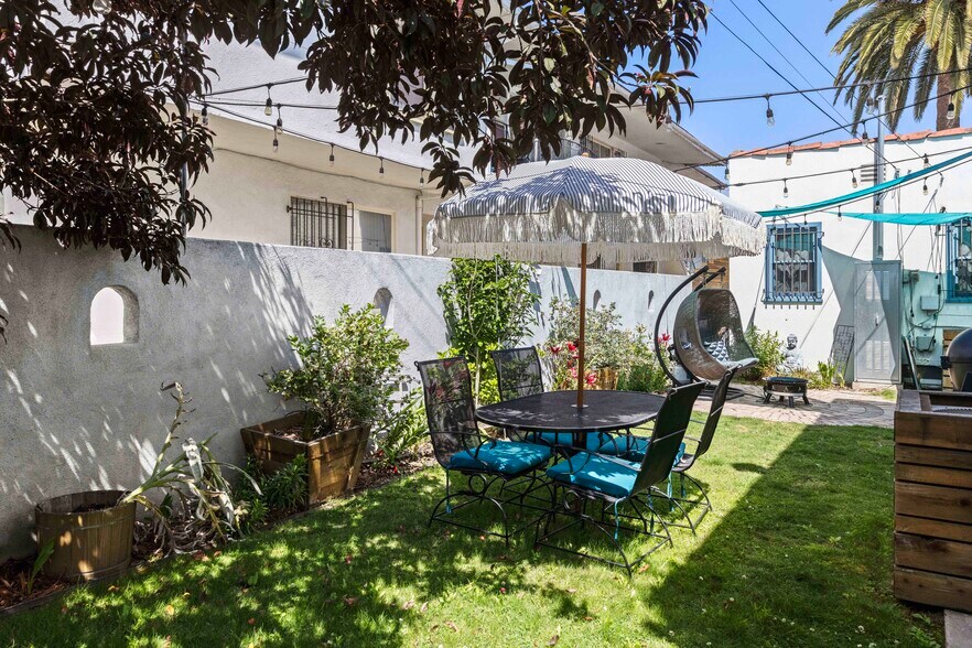 More Photos Of 1569 S Orange Grove Ave, Los Angeles Apartments For Sale