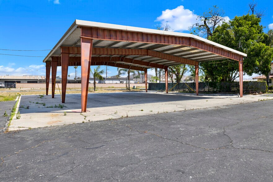 More Photos Of 225 & 263 Main St, Riverside Land For Sale