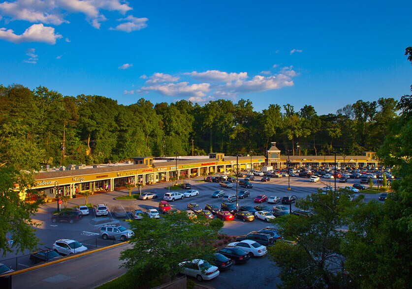 More Photos Of 2333-2365 Peachtree Rd NE, Atlanta Unknown For Lease