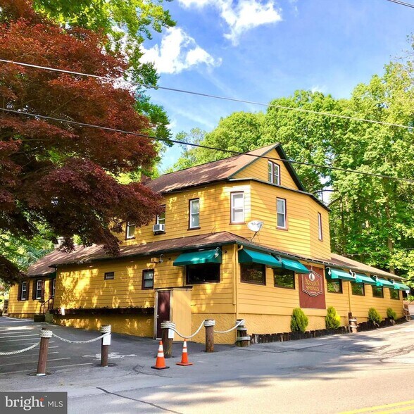 More Photos Of 2619 Hill Rd, Reading Restaurant For Sale