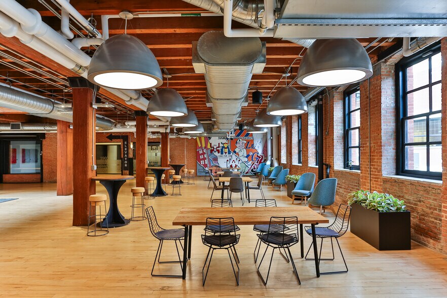More Photos Of 603 Munger Ave, Dallas Office For Lease