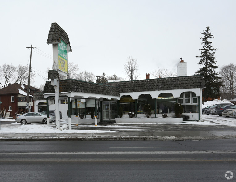 Primary Photo Of 1235 Bank St, Ottawa Freestanding For Sale