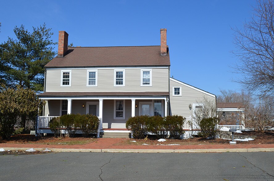 Primary Photo Of 130 Washington Crossing Pennington Rd, Pennington Medical For Sale