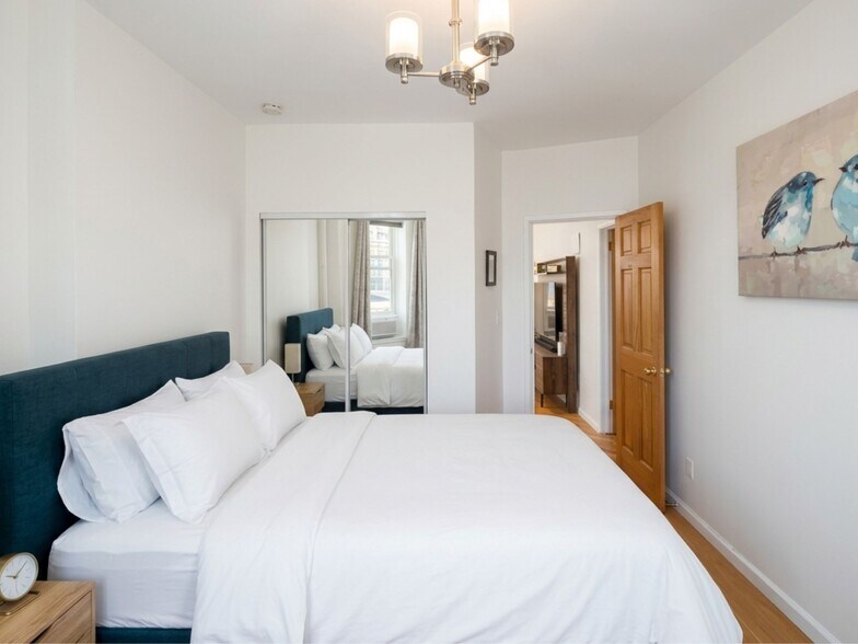 More Photos Of 2554 37th St, Astoria Apartments For Sale