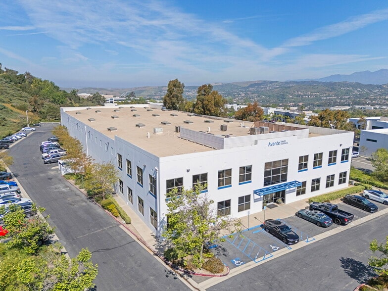 Primary Photo Of 212 Avenida Fabricante, San Clemente Warehouse For Lease