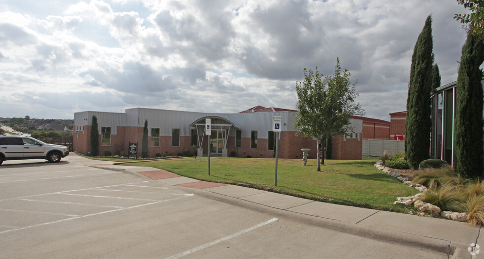 Primary Photo Of 7535 Oakmont Blvd, Fort Worth Medical For Lease