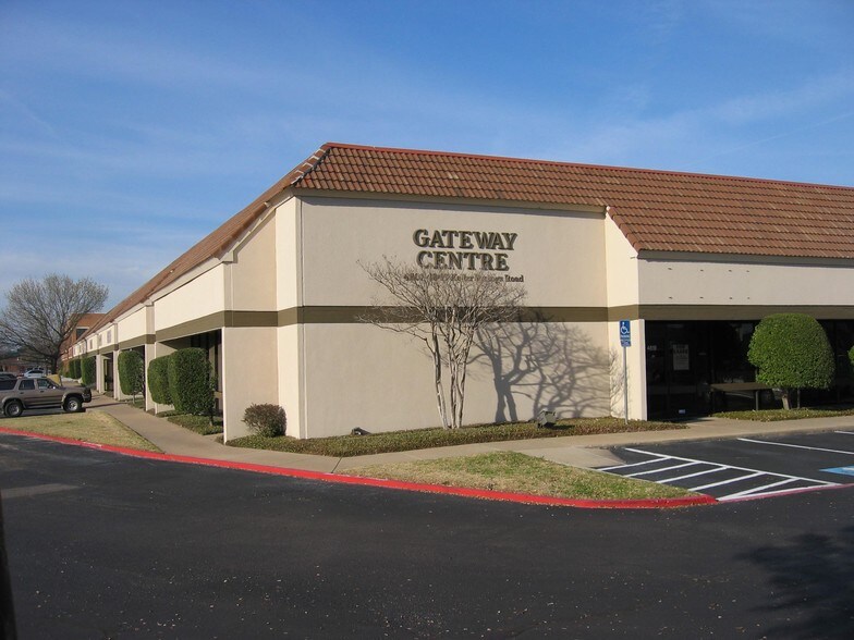 More Photos Of 4801-4849 Keller Springs Rd, Addison Light Distribution For Lease