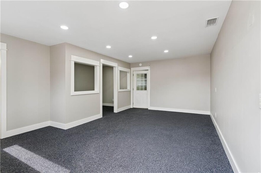 More Photos Of 125 Skyspaces Ct, St Simons Island Office For Sale