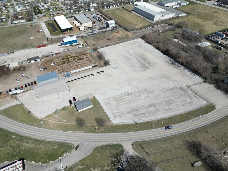 More Photos Of 6505 John J Pershing Dr, Omaha Warehouse For Lease