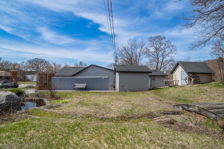 More Photos Of 1004 Medical Center Rd, Sharbot Lake Restaurant For Sale