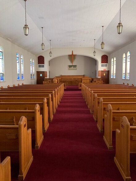 More Photos Of 830 Church St, Kings Mountain Specialty For Sale
