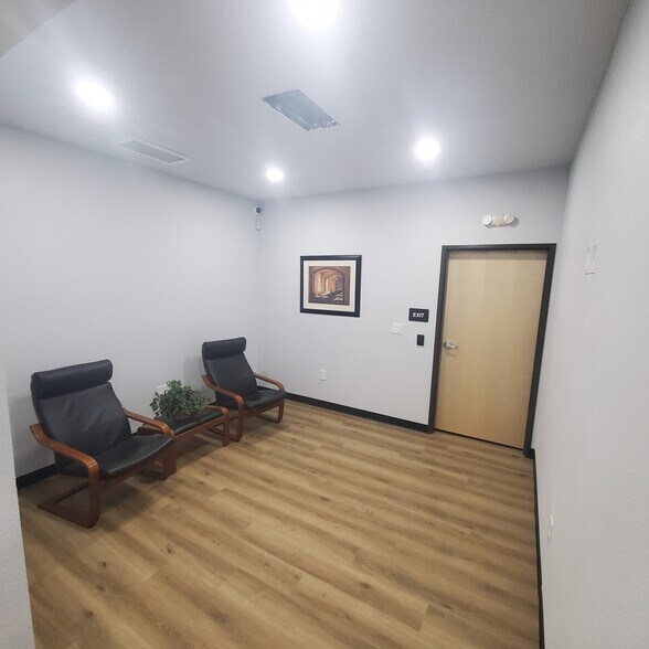 More Photos Of 8573 Morrison Creek Dr, Sacramento Warehouse For Sale