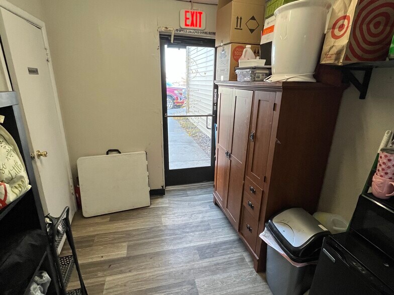 More Photos Of 124 N Main St, Brighton General Retail For Sale