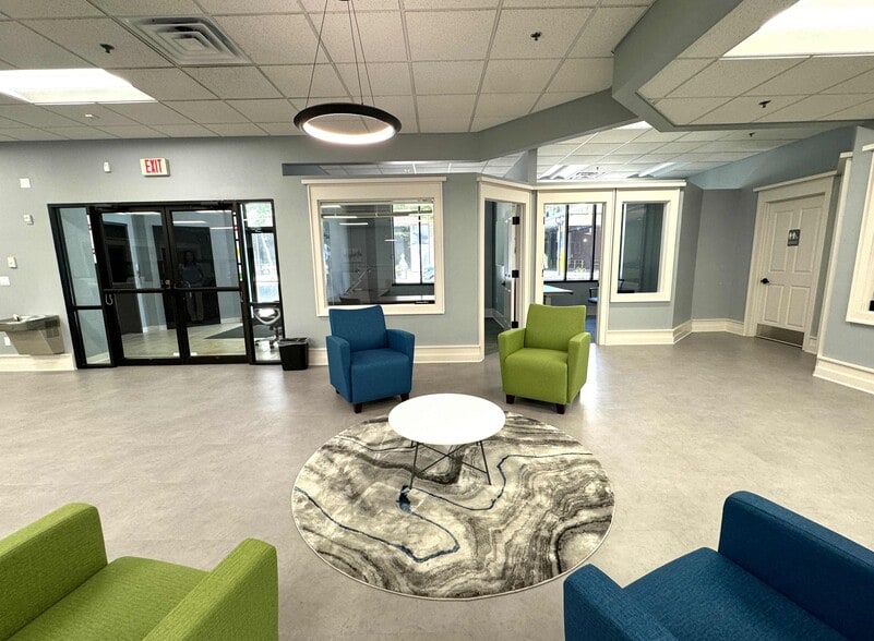 More Photos Of 320 3rd St SE, Cedar Rapids Office For Lease