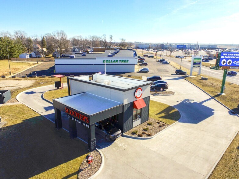 Primary Photo Of 630 Tenney St, Kewanee General Retail For Sale