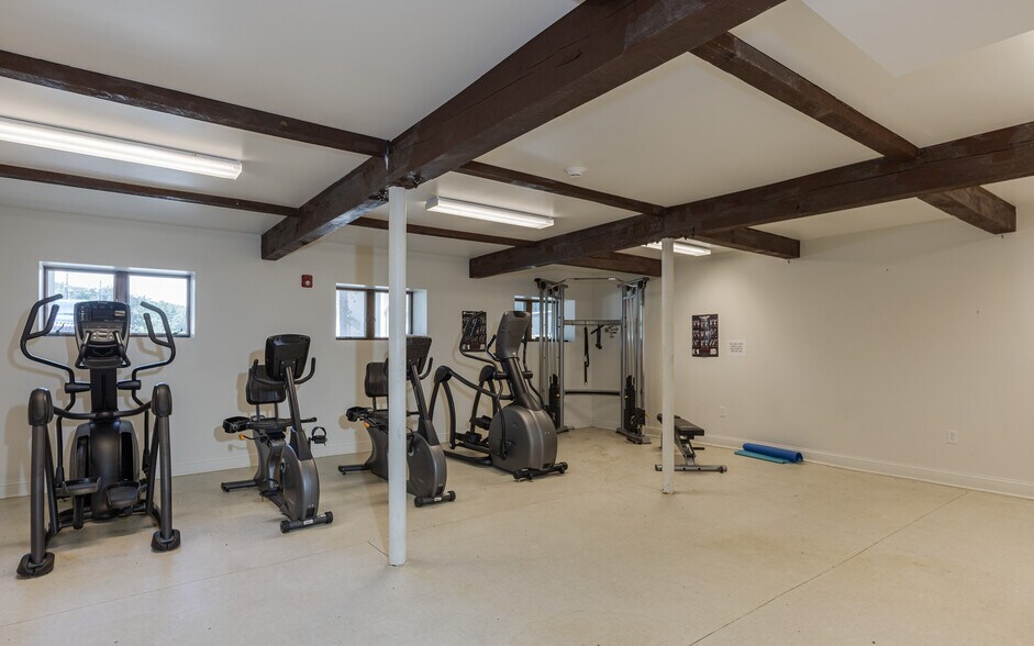 More Photos Of 608 Francestown Rd, Bennington Apartments For Sale
