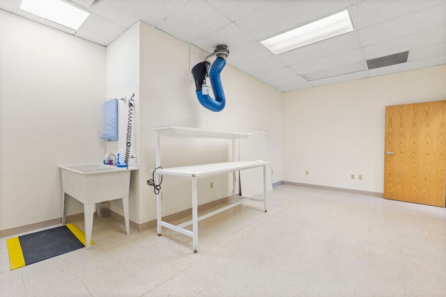 More Photos Of 3133 Indian Rd, Boulder Office For Lease