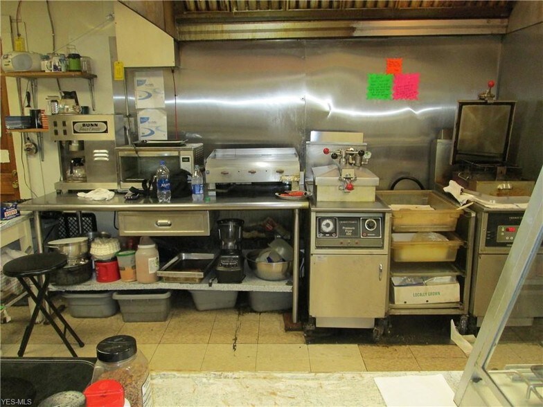 More Photos Of 145 Pike St, Quaker City Storefront For Sale