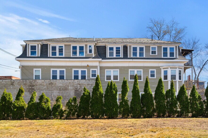 More Photos Of 136-138 Winter St, Haverhill Storefront Retail Residential For Sale