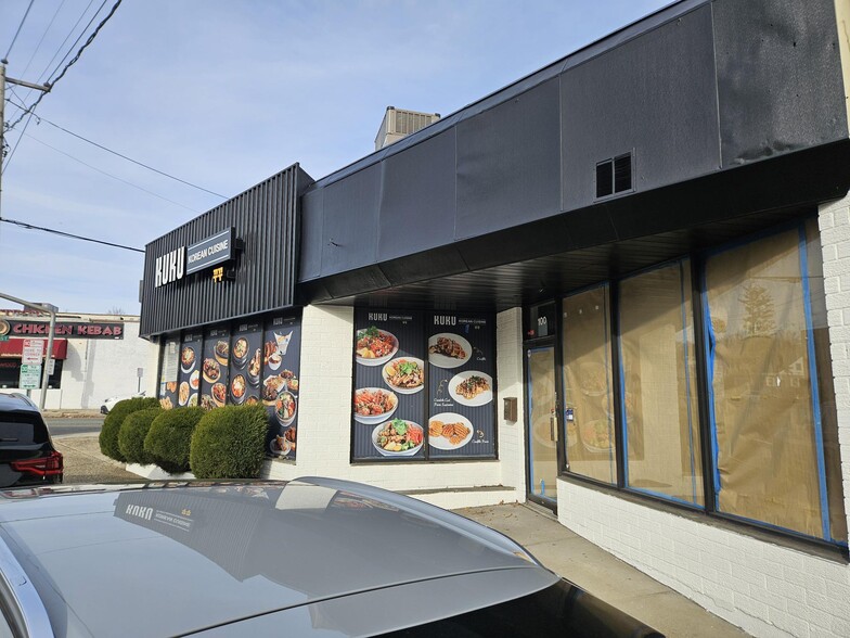 More Photos Of 102 Mineola Ave, Roslyn Heights Storefront Retail Office For Lease