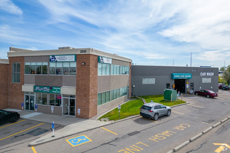 More Photos Of 2333 18th Ave NE, Calgary Flex For Sale