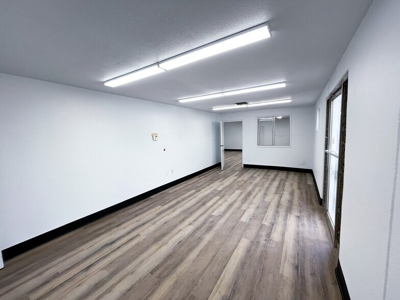 More Photos Of 2730 E Woodward Ave, Fresno Industrial For Sale