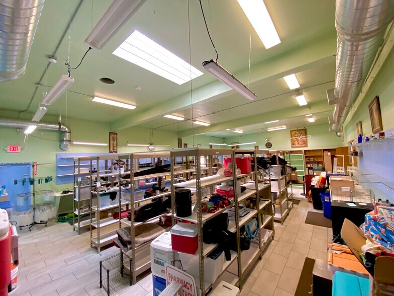 More Photos Of 410 N H St, Lompoc Freestanding For Sale